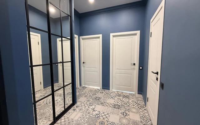 Uyutnaya S Dizaynerskim Remontom Flat