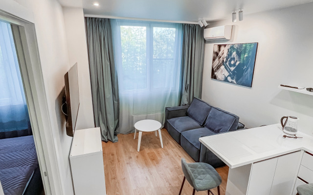 V Zhilom Komplekse S Basseynom "merkato" Flat