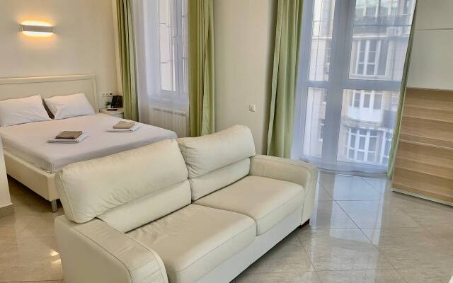 Panoramic studio Mountain view. Sunrayhome Apartments