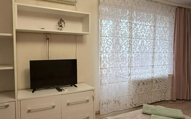 Sutki VIP Dvuhkomnatnyie Na Kulakova 3 Apartments