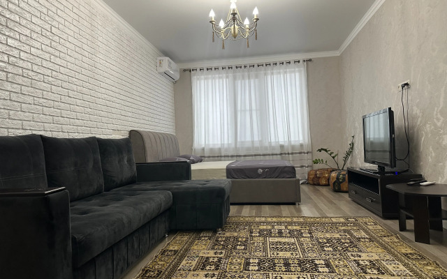 Apartments ''Elenika'' U Morya V Tsentre Goroda u Akvaparka