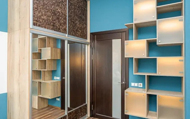 Апартаменты Трехкомнатная квартира возле парка Горького