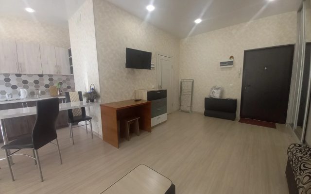 Апартаменты Like Home Красных Мадьяр 14