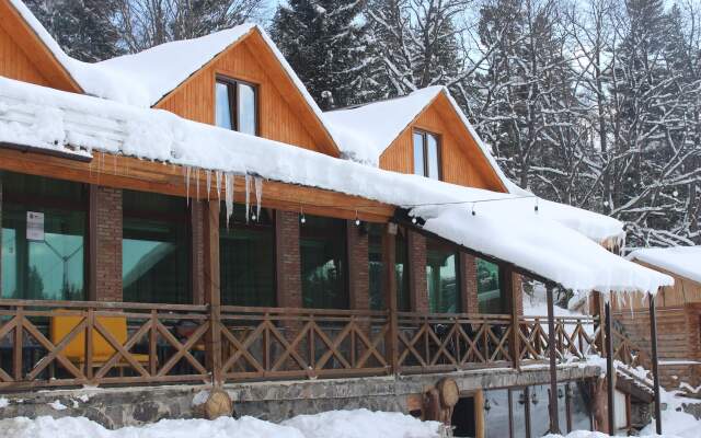 Отель Eco House Bakuriani