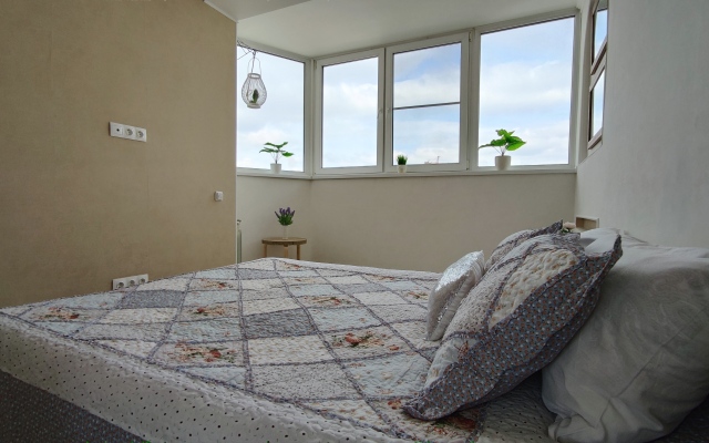Komfort Na Tsentralnom Proyezde 17 Apartments