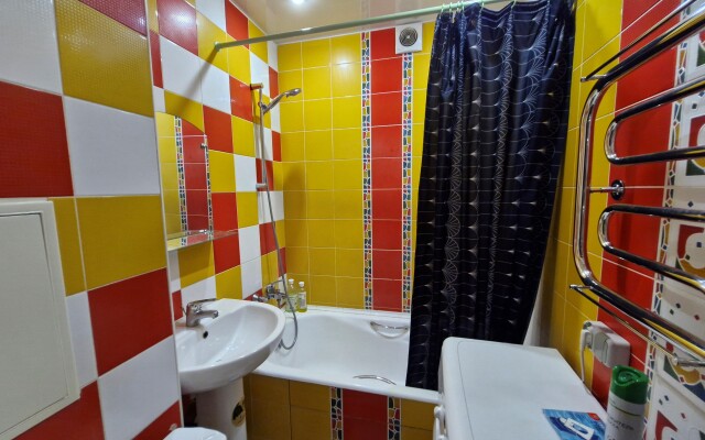 2Kh Komn V Tsentre Na Dzerzhinskogo Flat