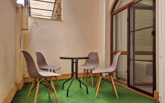 Квартира на улице Нижнеимеретинской, 143