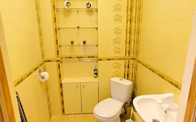 Trekhkomnatnaya na Beregu Morya Flat