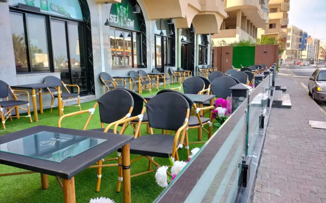 Sea View Hotel
