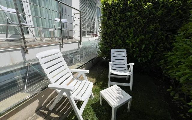 Semeynye S Terassoy Apartments