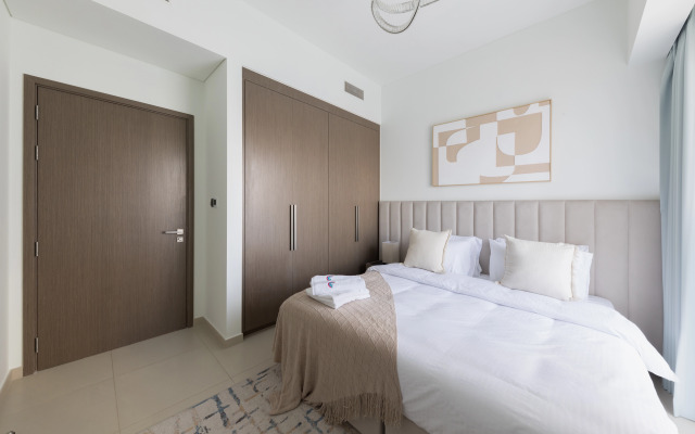 Welcome Home In Act One Tower Apartments