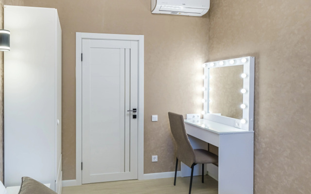Lyuks u Morya Apartments