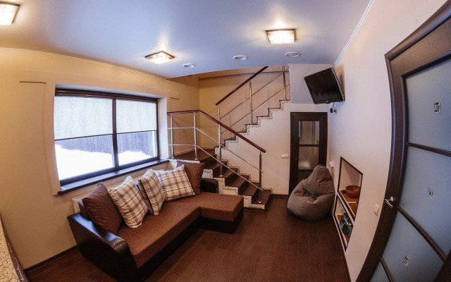 V Orgtrud Private House