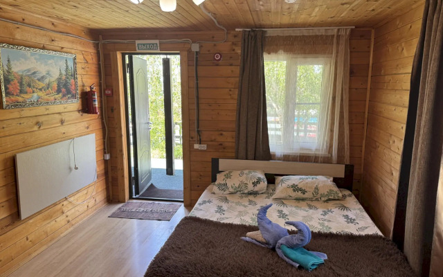 Частный Дом 603 с Балконом и Видом на Горы