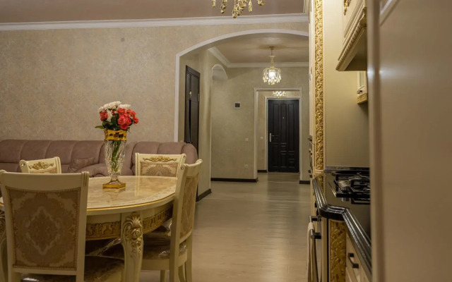 5 zvezd na Shamilya Dzhikayeva 5A Apartments