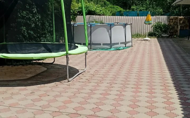 Nikol Guest House