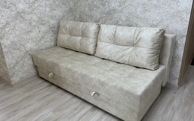 Sovremennaya Yevrotryoshka Akvapark Flat