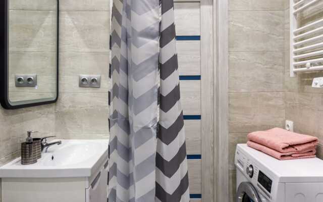 Квартира Прекрасная с Лаундж Зоной в Районе Броско Молл