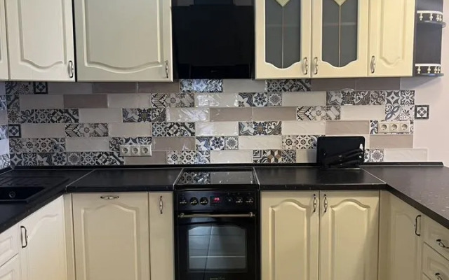 Trekhkomnatnaya Na Pritomskom Prospekte 3A Flat