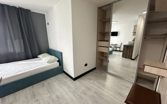 Na ulice Melnikayte dom 83 Flat