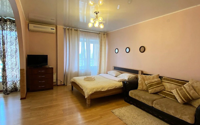 Апартаменты На Братьев Кашириных