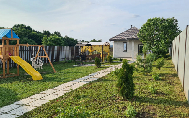 Частный дом Ёлки-Иголки