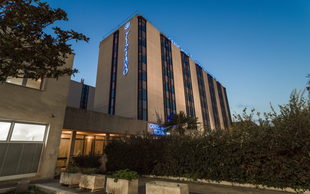 Hotel  Grand Hotel Tiziano e dei Congressi