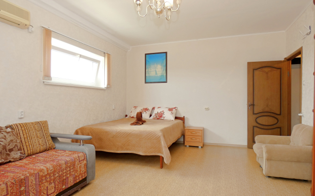 Na ulitse Pobedy 58B Flat