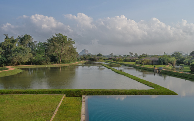 Water Garden Sigiriya Hotel