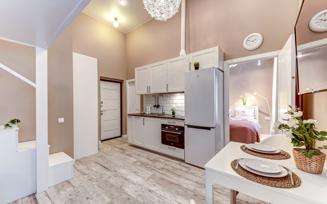 Апартаменты SweetHome на Мойке 40