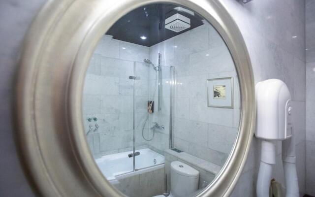 Отель Мартин