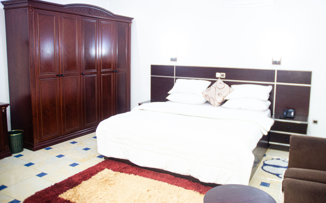 Beach Sand Hotel & Resort Hotel
