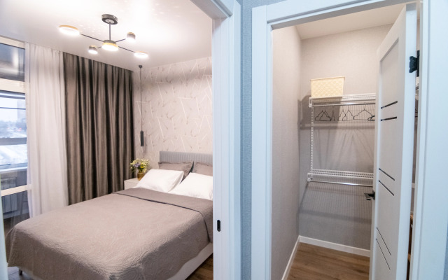 Stilnie na Troikh Apartments