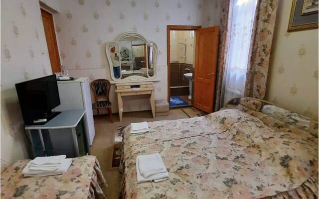 Yevgenika Guest House