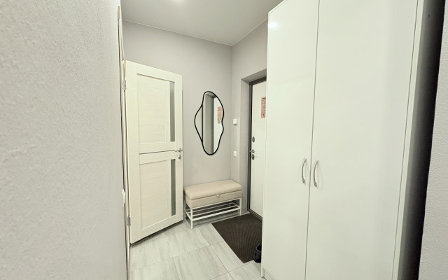 Квартира уютная у озера в тени соснового парка