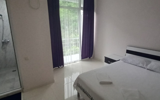 Marineza Guest House