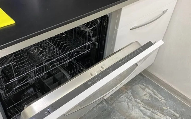 Na Nesebrskoy, 14 Apartments