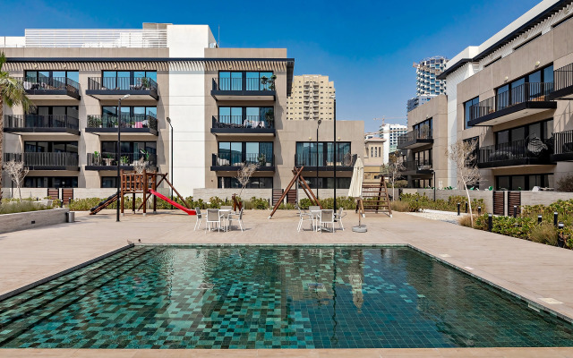 Oakley Square 1Br with Maid's Room Apartment