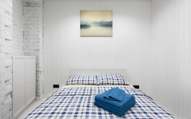 Апартаменты двухкомнатная квартира на Восстания 3-5