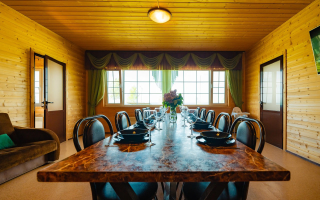 Частный дом на берегу озера Плещеево 57Б