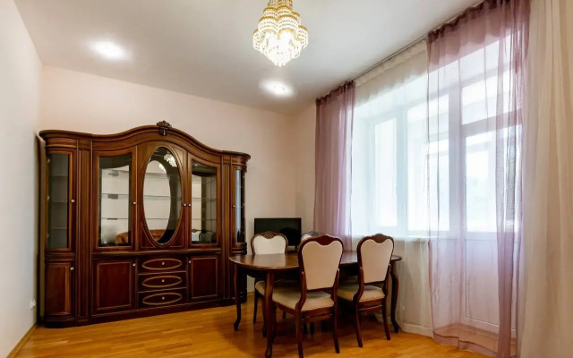 Квартира Двухкомнатная Садовая