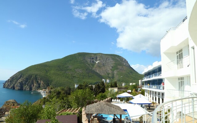 Mazhestik Hotel