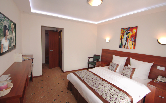 NeChaev Hotel