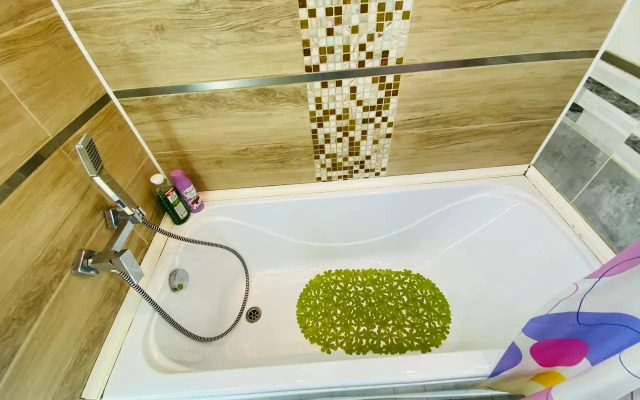 Апартаменты с 1 комнатой с красивым ремонтом (КВАРТИРА51)