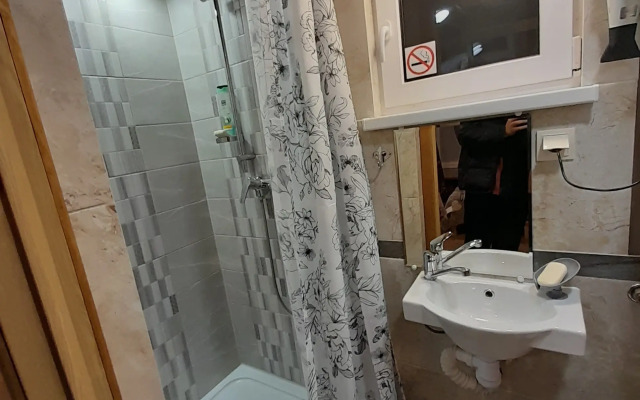 Гостевой Дом Дачный Мини-Домик На День