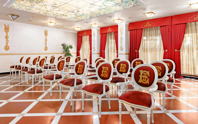 Evropa Hotel