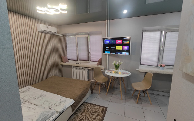 Апартаменты потрясающая студия напротив Политеха терминала в центре Нефтяников