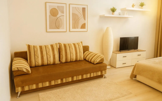 Apartamenty v Zk Gagarinskij do 4 Cel Patnica Set' Posutocnyh Kvartir