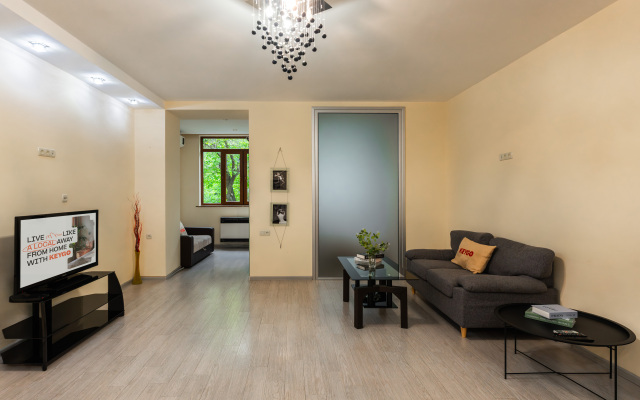 KeyGo #0025, 1 Bedroom, Near The Opera House Apartments