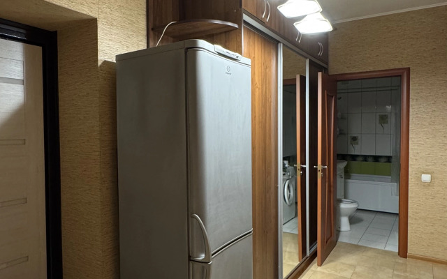 Na Mayskoy Flat